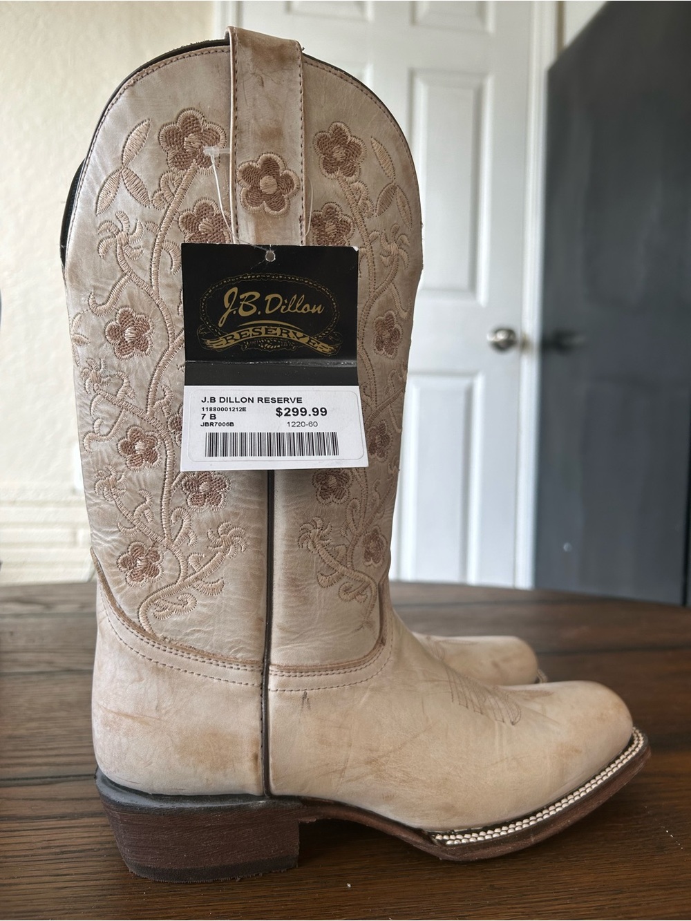 NWT J.B. Dillon Reserve Chalk White Floral Embroidered Cowgirl Boots Size 7B